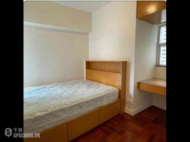 Wan Chai - Manrich Court 02
