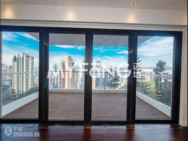 Mid Levels Central - Magazine Gap Towers 01