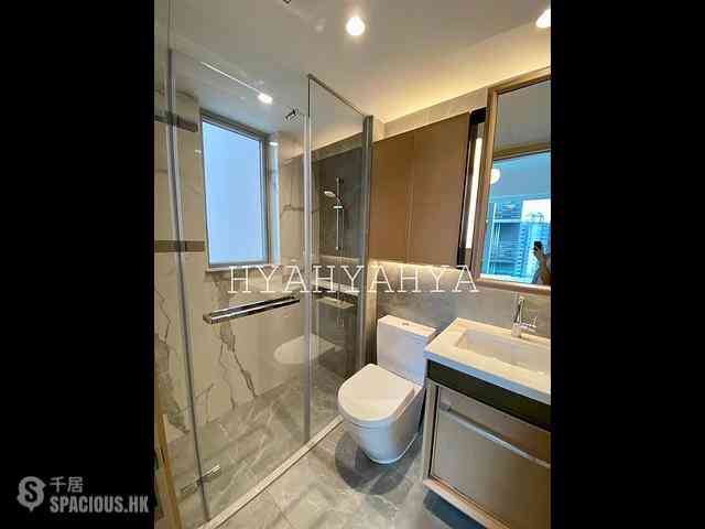 Sai Ying Pun - No.8 Hing Hon Road (Resiglow-Bonham) 04