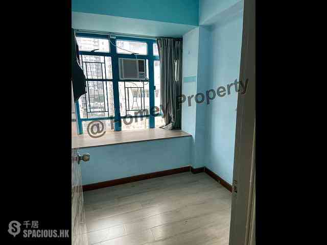 Sai Ying Pun - Kam Kwan Building 03