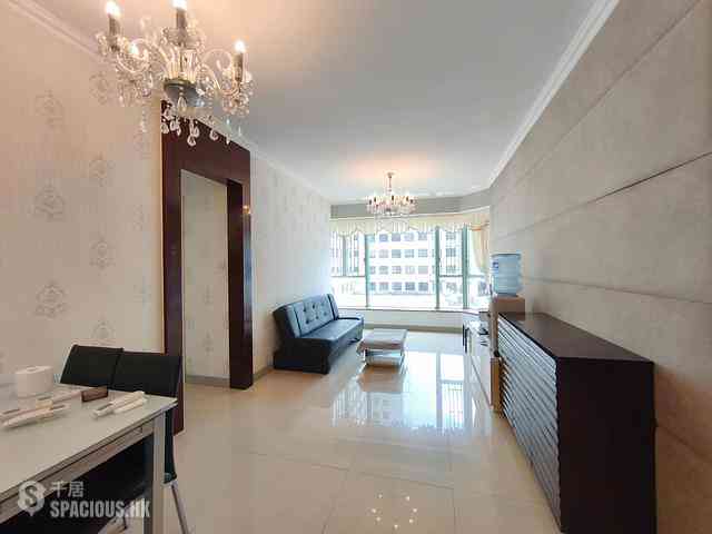 Tsim Sha Tsui - The Victoria Towers 01