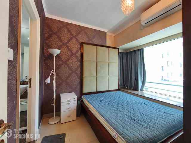 Tsim Sha Tsui - The Victoria Towers 11