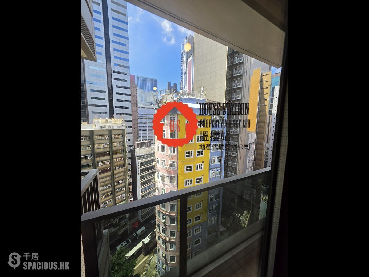 Wan Chai - L' Wanchai 01