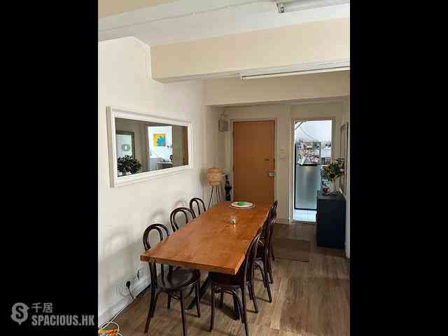 Sai Ying Pun - Luen Tak Building 04