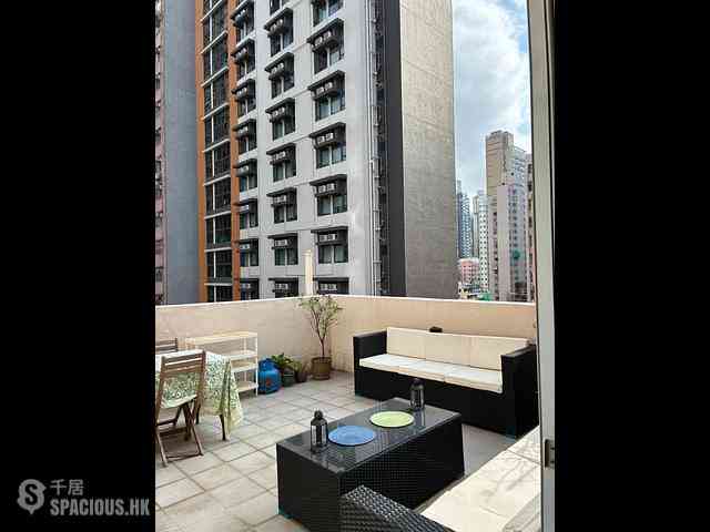 Sai Ying Pun - Luen Tak Building 09