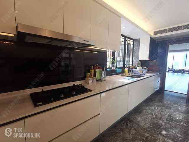Mid Levels Central - The Mayfair 16