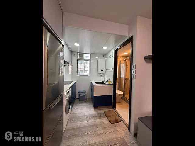 Mid Levels Central - Midland Court 03