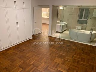 Mid Levels Central - Kam Yuen Mansion 04