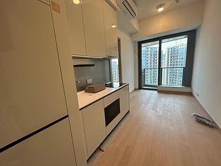 Lohas Park - Lohas Park Phase 12C Grand Seasons Tower 1B 02
