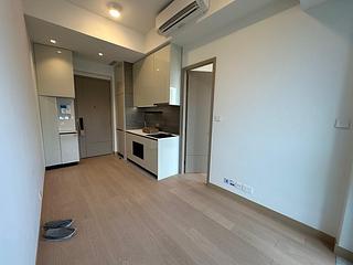 Lohas Park - Lohas Park Phase 12C Grand Seasons Tower 1B 03