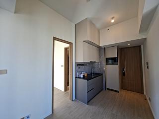 Sai Ying Pun - Des Voeux W Residence 05