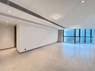 Mid Levels Central - Dynasty Court 04
