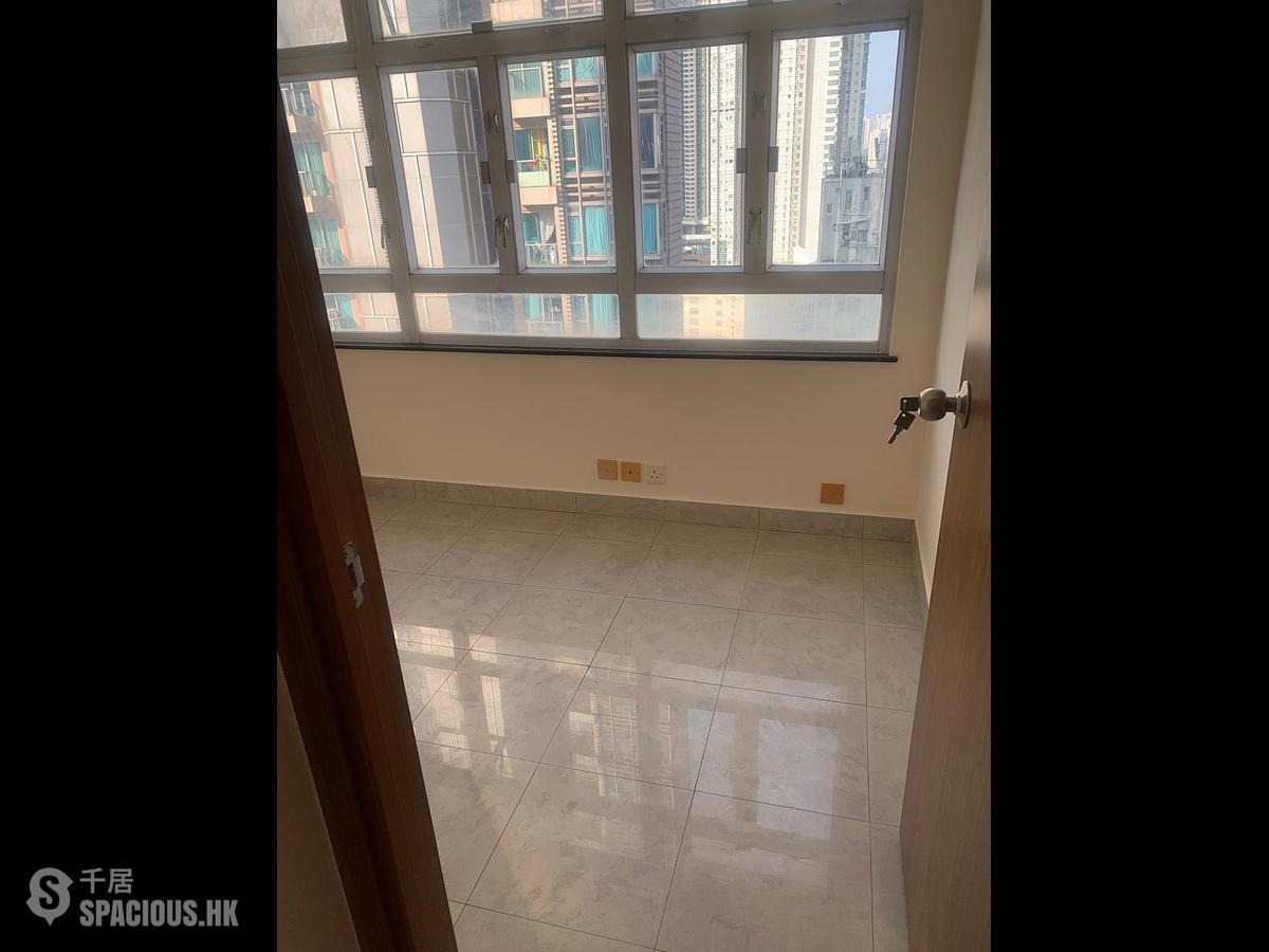 Sai Wan Ho - Ellen Building 01