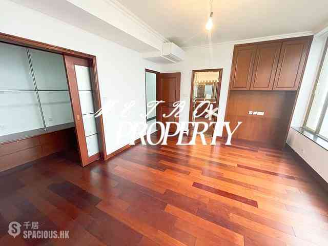 Repulse Bay - Pine Crest 02