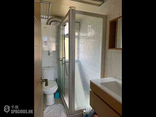 Quarry Bay - Nan Fung Sun Chuen Block 5 05