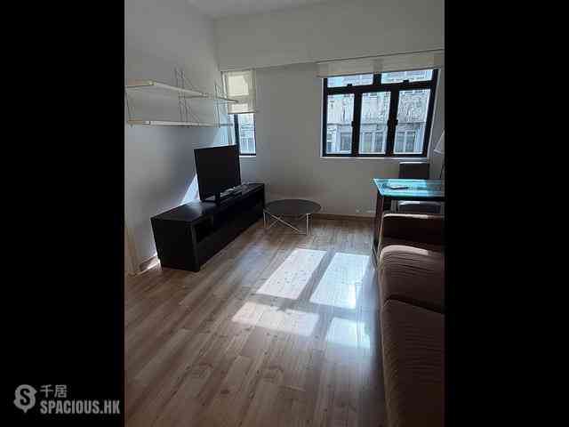 Quarry Bay - Dragon View House 02