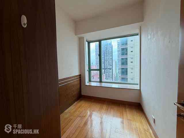 Sai Ying Pun - Bon-Point 02