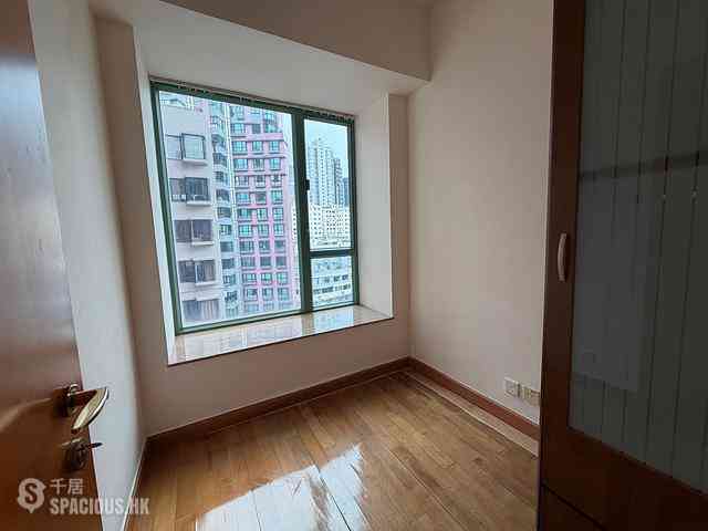 Sai Ying Pun - Bon-Point 05