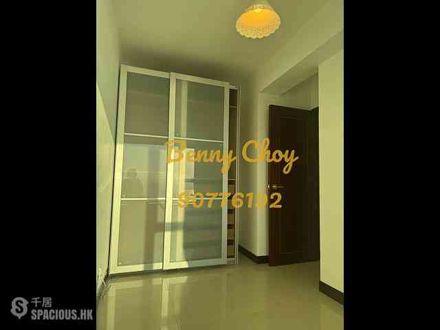 Kennedy Town - The Merton Tower 2 03