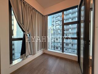 Sai Ying Pun - Two・Artlane 04
