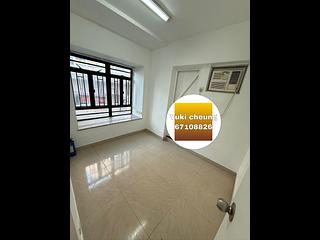 Tai Kok Tsui - Glory Royal Complex Centre Phase 2 Royal Building 03