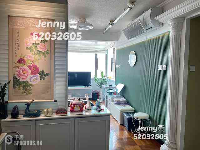Kwun Tong North - Man Wo Garden Mansion 02