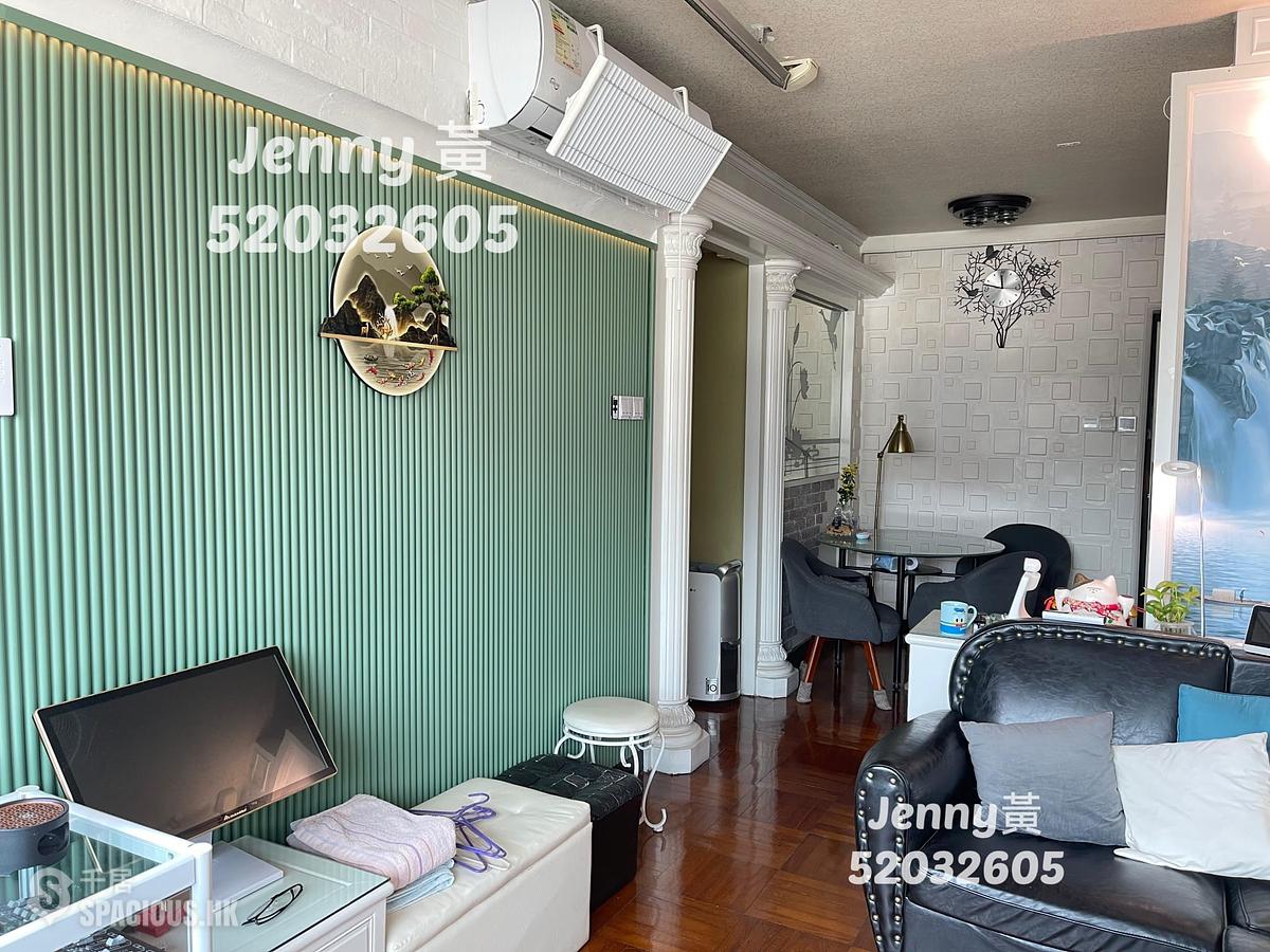 Kwun Tong North - Man Wo Garden Mansion 01