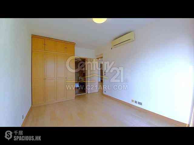Wong Chuk Hang - Marinella 11
