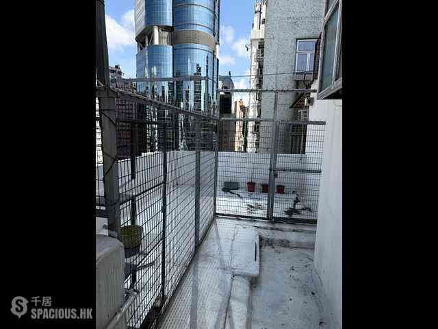 Mong Kok - Kar Wong Building 08