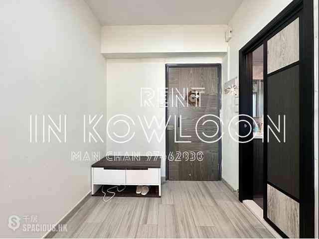 Mong Kok - Kar Wong Building 09