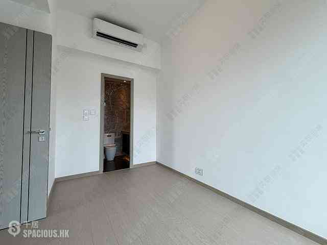 Wong Chuk Hang - The Southside Phase 3B Blue Coast 21