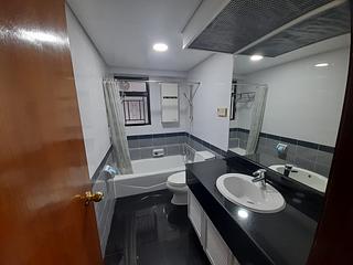 Mid Levels Central - The Grand Panorama Block 2 06