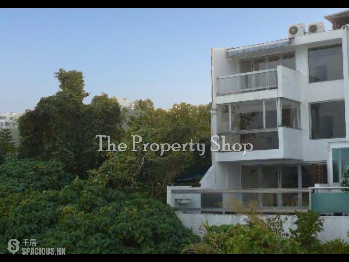 Clear Water Bay - Villa Sandoz 01