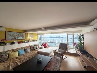 Clear Water Bay - Villa Sandoz 03