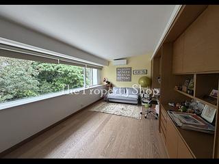 Clear Water Bay - Villa Sandoz 04