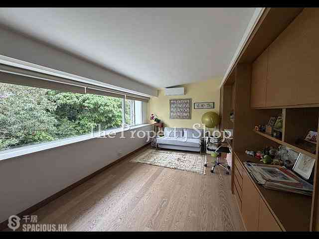Clear Water Bay - Villa Sandoz 04