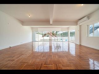 Chung Hom Kok - Jadebeach Villa 02