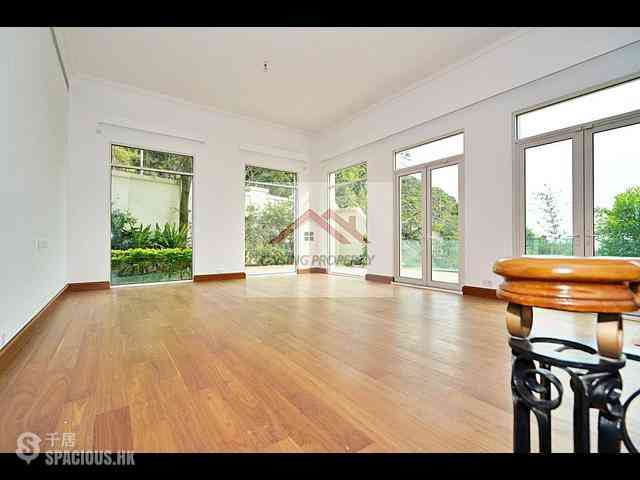 Repulse Bay - 110, Repulse Bay Road 04
