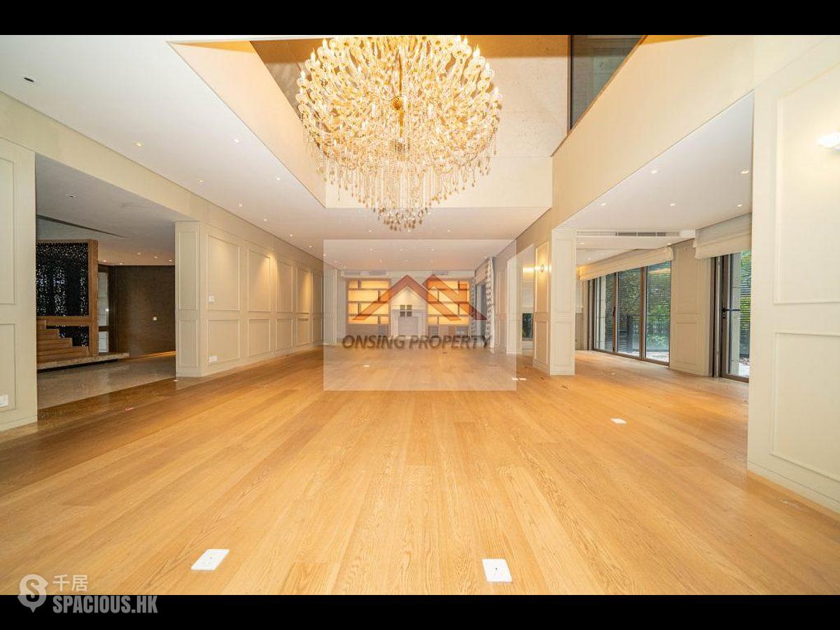 Shouson Hill - Yue Hing Court 01
