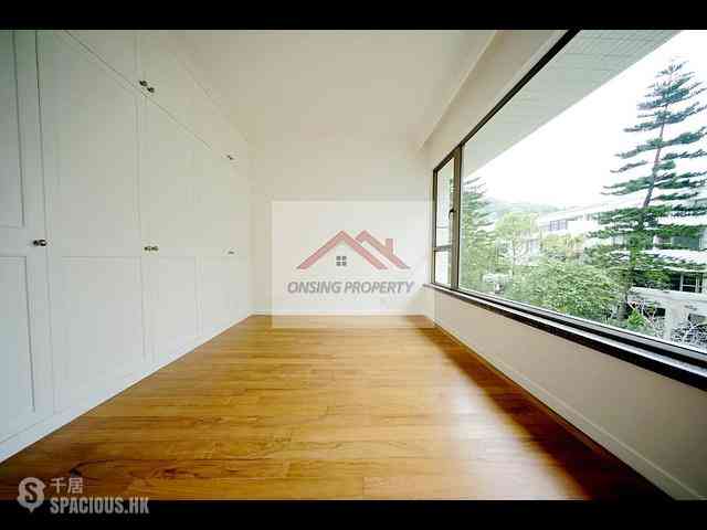 The Peak - Mount Austin Estate 11