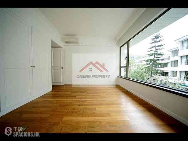 The Peak - Mount Austin Estate 14