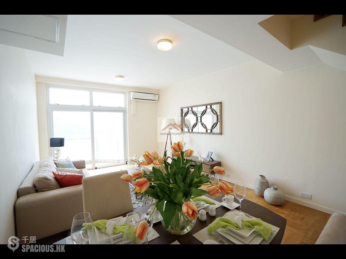 Chung Hom Kok - 30, Cape Road 01