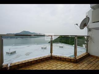 Chung Hom Kok - 30, Cape Road 04