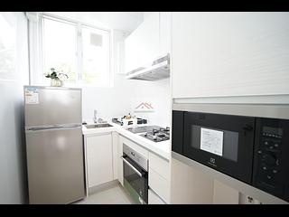 Chung Hom Kok - 30, Cape Road 06