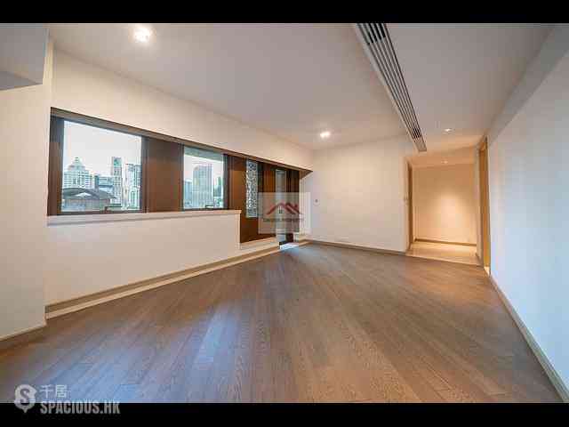 Mid Levels Central - 3, MacDonnell Road 02