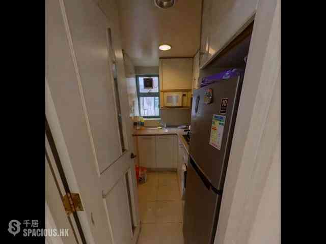 Sheung Wan - Queen's Terrace Block 2 09