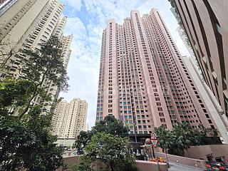 Mid Levels Central - Dynasty Court 07