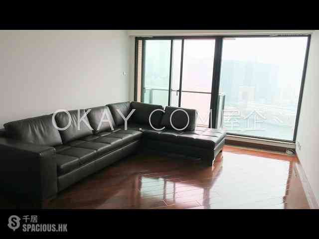 West Kowloon - The Arch Sun Tower (Block 1A) 01
