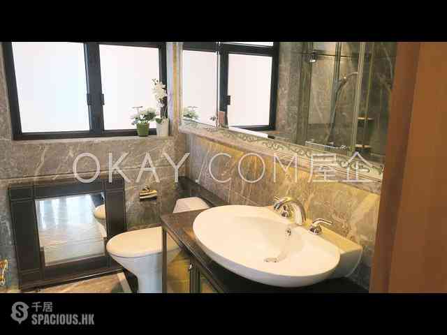 West Kowloon - The Arch Sun Tower (Block 1A) 06