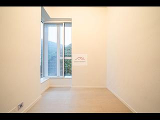 Wan Chai - 33 Kennedy Road 08